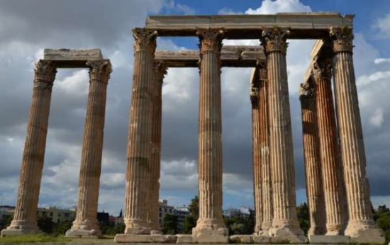 Temple of Olympian Zeus in Athens - Athens facts for kids